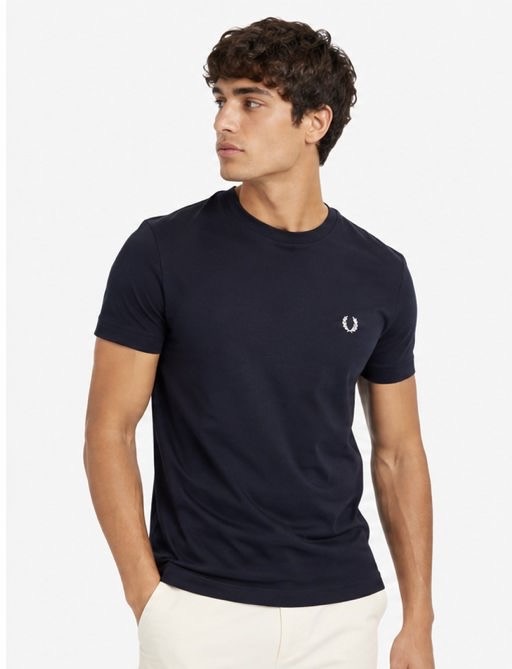 Fred Perry Monocromática  — foto 2